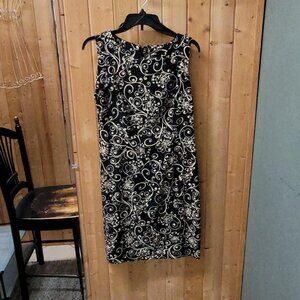 Elegant Black and White Floral Midi Dress by Connected Apparel Size 12